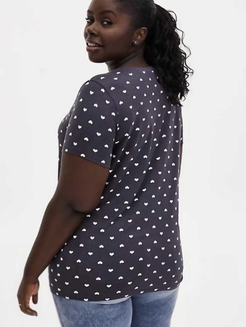 Torrid 6x Super Soft Grey Heart Crew Tee - Picture 4 of 8